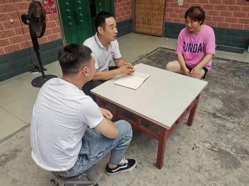 博農乳業(yè)黨支部扎實開展“入戶訪民情、我來辦實事”活動